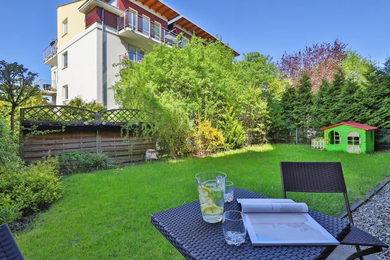 Family Apartament Mysliwska By Renters Apartment Gdansk Exterior photo